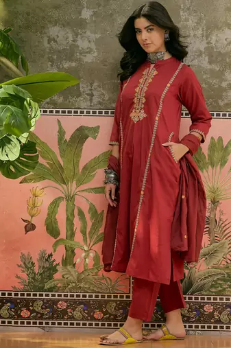 Maroon printed kurta with trousers & dupatta set