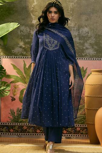 Blue  printed kurta with trousers & dupatta set