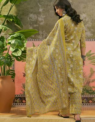 Mustard printed kurta with trousers & dupatta set 2