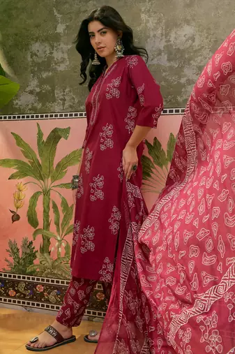 Maroon printed kurta with trousers & dupatta set