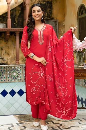Red floral printed kurta with trousers & dupatta set