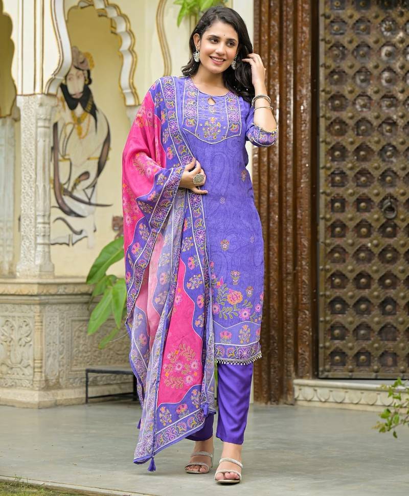 Lavender & purple floral printed kurta with trousers & dupatta set