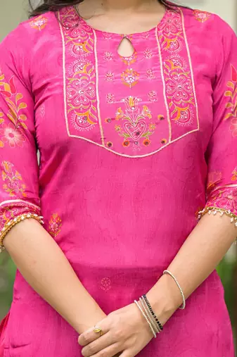 Peach floral printed kurta with trousers & dupatta set