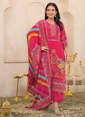 Pink floral printed kurta with trousers & dupatta set 4