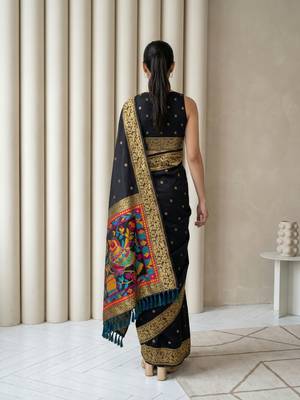 Black pallu woven zari buti & traditional motifs work silk blend fabric traditional festive style paithani style saree 2
