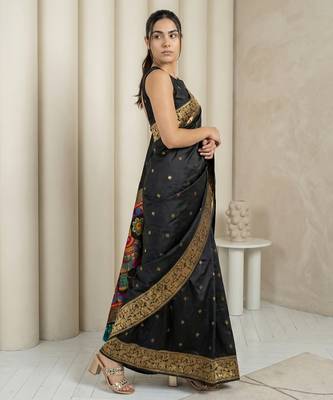 Black pallu woven zari buti & traditional motifs work silk blend fabric traditional festive style paithani style saree 3