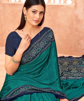 Sea green traditional floral print silk crepe modern style saree with blouse 2