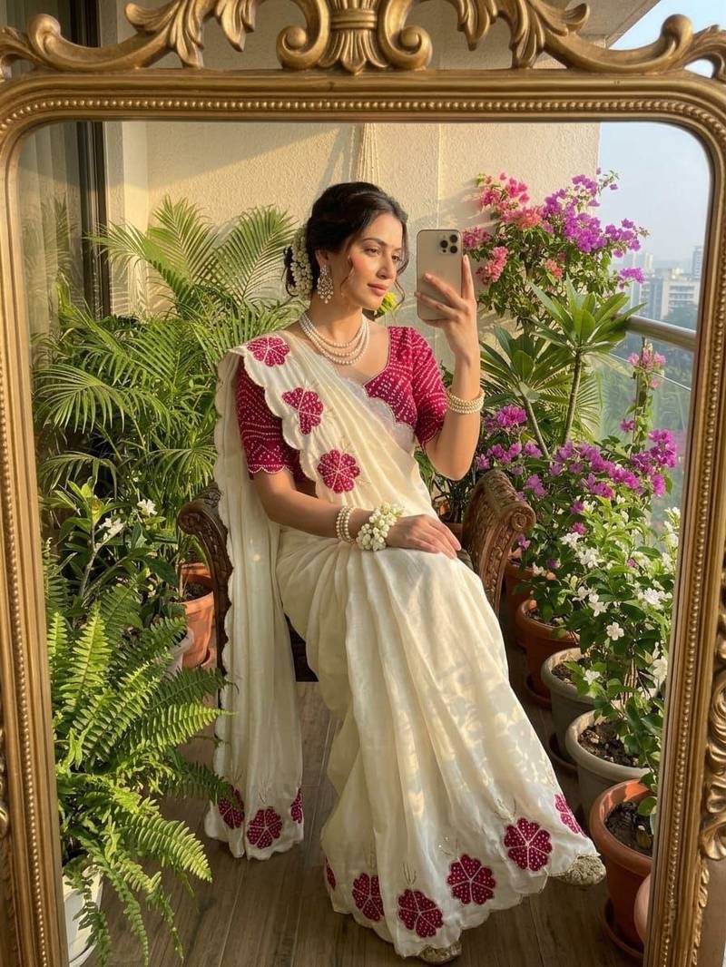 White  Color cutdana Work Silk Saree