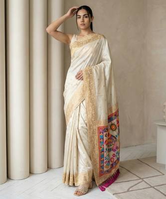 Off white pallu woven zari buti & traditional motifs work silk blend fabric traditional festive style 4