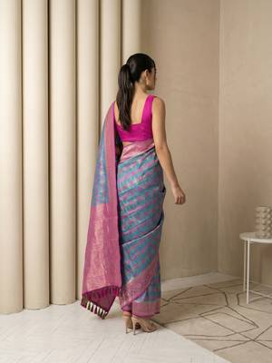 Teal geometric diamond weave pattern rich zari woven border & pallu silk blend fabric elegant festive & traditional wear 2