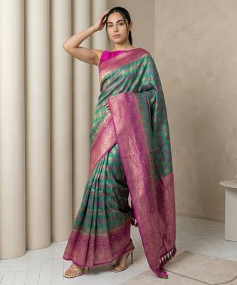 Sea green geometric diamond weave pattern rich zari woven border & pallu silk blend fabric 4