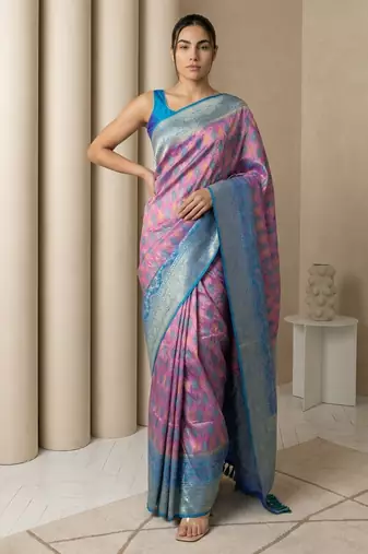 Lavender geometric diamond weave pattern rich zari woven border & pallu silk blend fabric