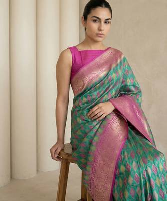 Sea green geometric diamond weave pattern rich zari woven border & pallu silk blend fabric 5