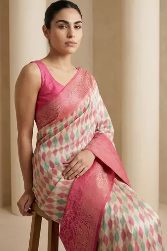 Cream geometric diamond weave pattern rich zari woven border & pallu silk blend fabric