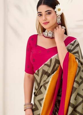 Mehendi tassar silk leheriya printed saree with unstitched blouse 3