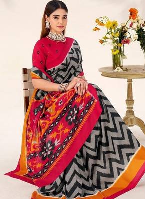 Black tassar silk leheriya printed saree with unstitched blouse 3