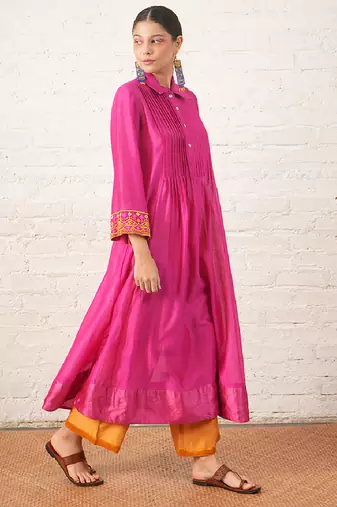 Fuchsia pink embroidered chanderi kurta set