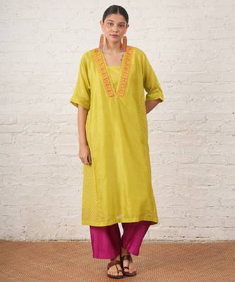 Lime green embroidered chanderi kurta set 5