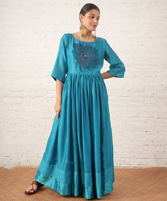 Teal blue embroidered chanderi dress 4