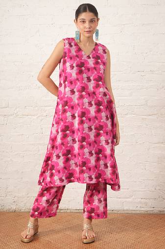 Pink floral printed chanderi kurta set