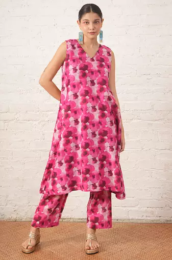 Pink floral printed chanderi kurta set