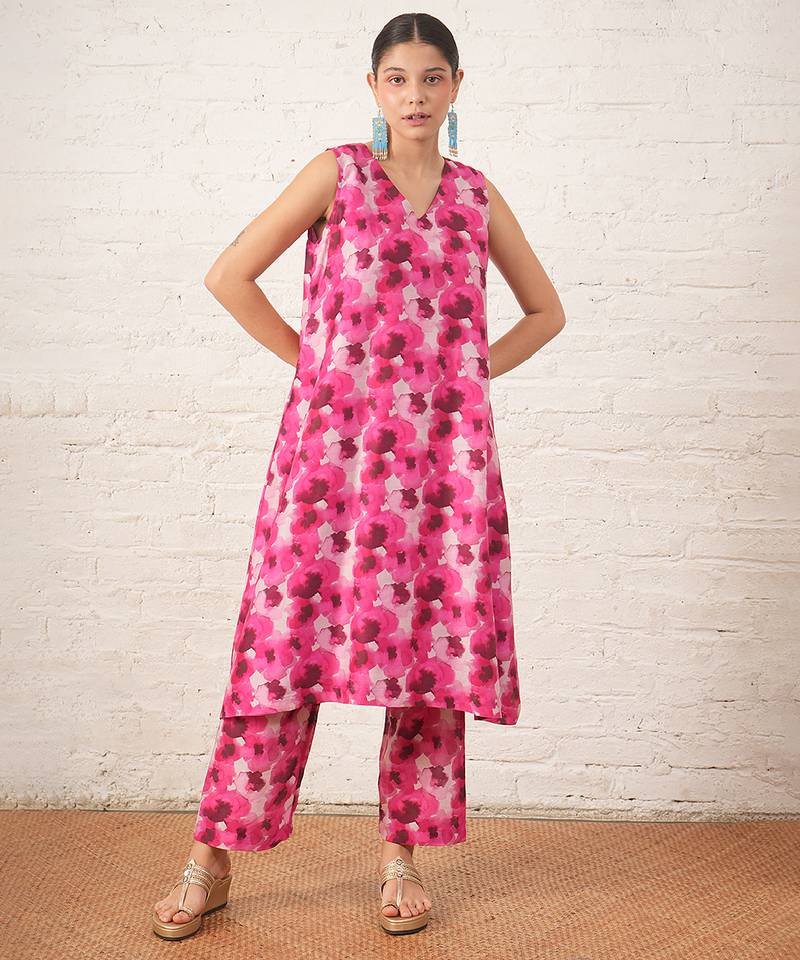 Pink floral printed chanderi kurta set