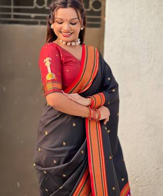 Black organza zari weaving saree with matching blouse piece 4