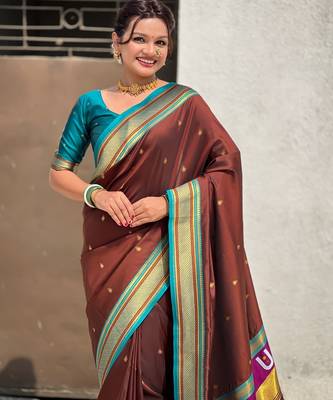 Brown organza zari weaving saree with matching blouse piece 4