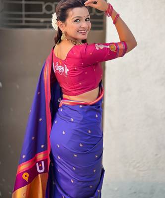 Blue organza zari weaving saree with matching blouse piece 4