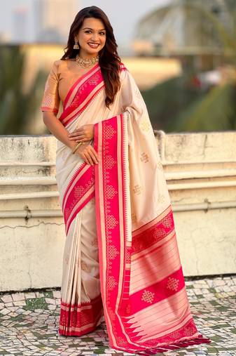 Off white border traditional butti & geometric zari work rich woven pallu design