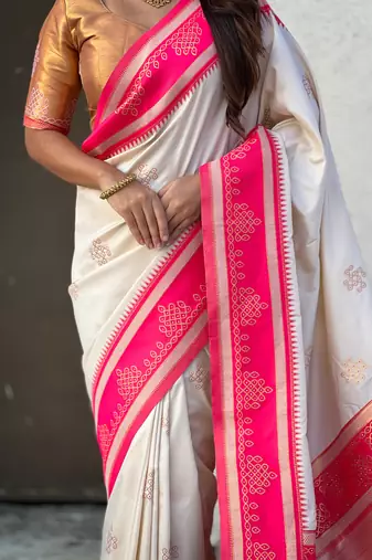 Off white border traditional butti & geometric zari work rich woven pallu design