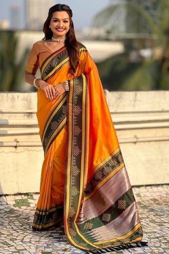 Mustard border traditional butti & geometric zari work rich woven pallu design