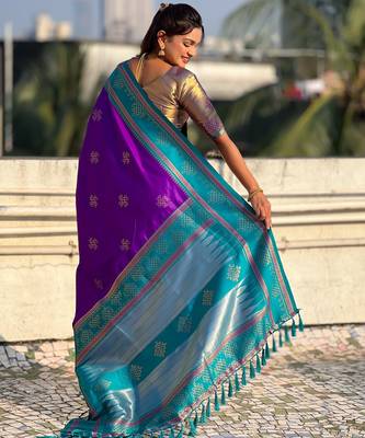 Purple border traditional butti & geometric zari work rich woven pallu design 2