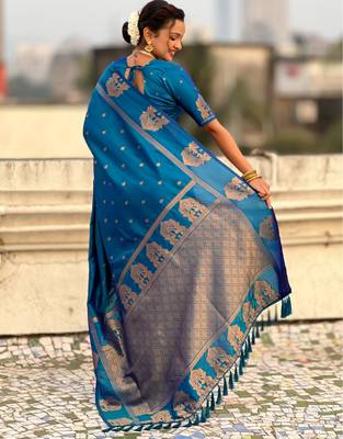 Navy blue silk blend saree with golden zari motifs & rina woven pallu | tnaditional festive wear saree 2