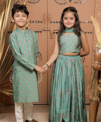 Teal green block printed dola silk lehenga set 5