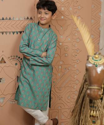 Teal green printed cotton silk kurta set 5