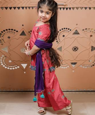 Pink block printed dola silk kurti set 2