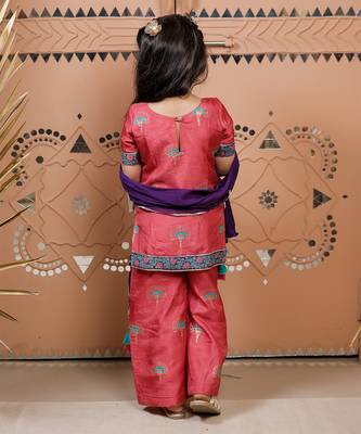 Pink block printed dola silk kurti set 3