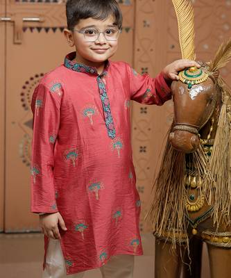 Pink block printed cotton silk kurta set 4
