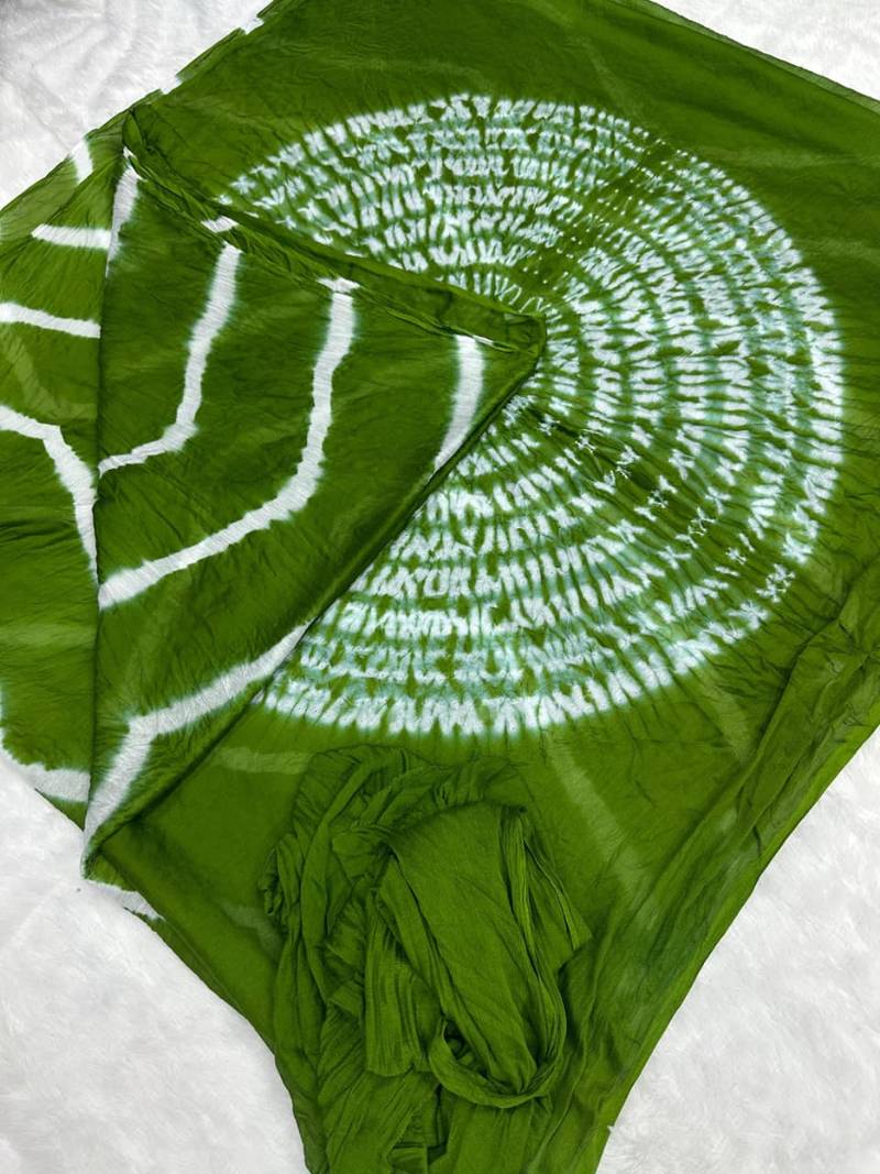 Mehendi printed art silk saree with blouse piece