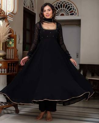 Black blooming party wear embroidery suit set 2