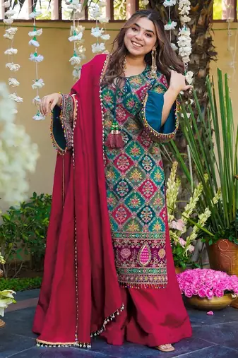 Kedarfab women's pure silk traditional motiff printed kurta palazzo with dupatta set