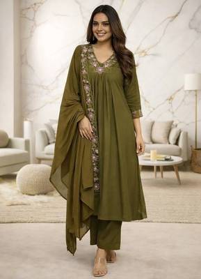 Green Cotton Embroidered Neck Yoke With Pant and Dupatta 3pc 5