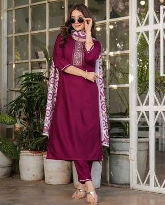  maroon silk blended kurta set 3