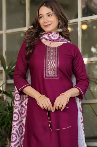  maroon silk blended kurta set
