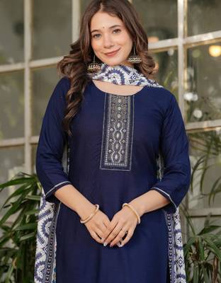 royal blue silk blended kurta set 3