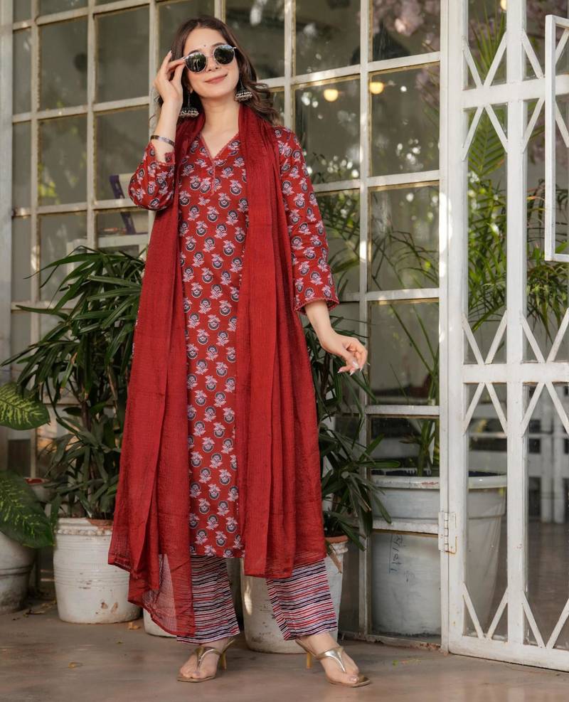  printed red cotton kurta set