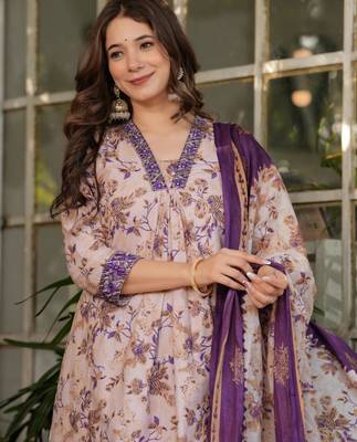 pastel purple floral  printed kurta set 4