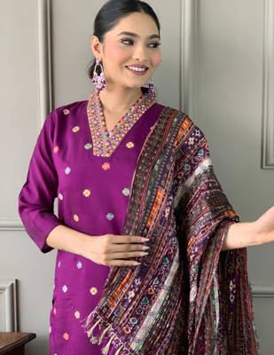purple silk blended embroidered kurta 2