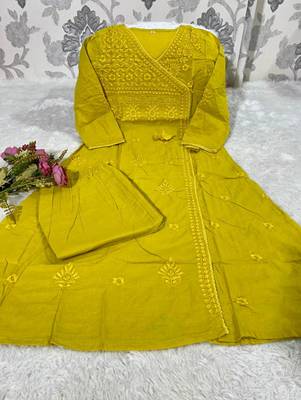 Mustard yellow embroidered kurta 4